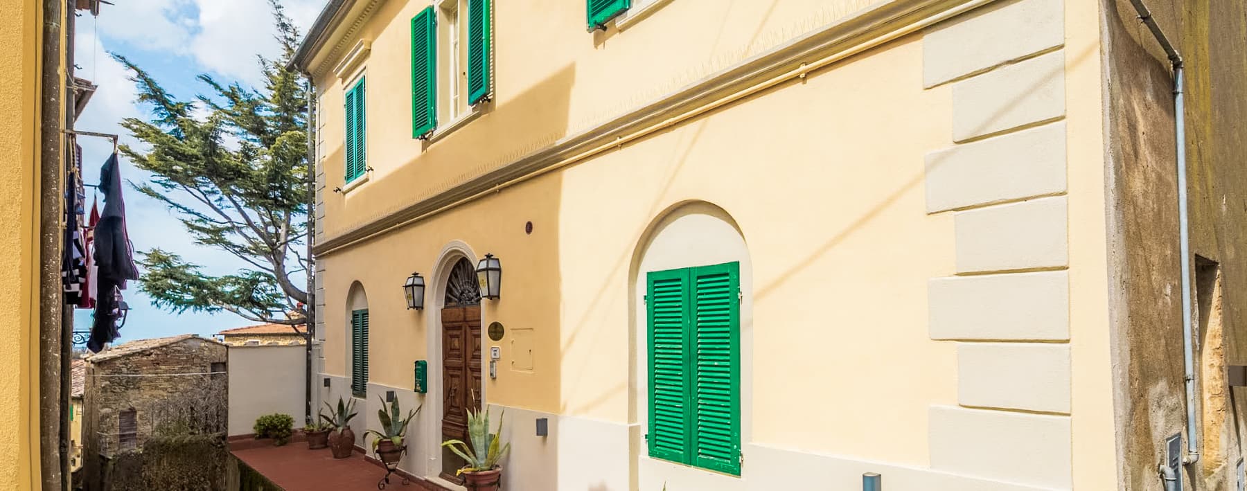 Villa Storica con Piscina a Bibbona, Toscana