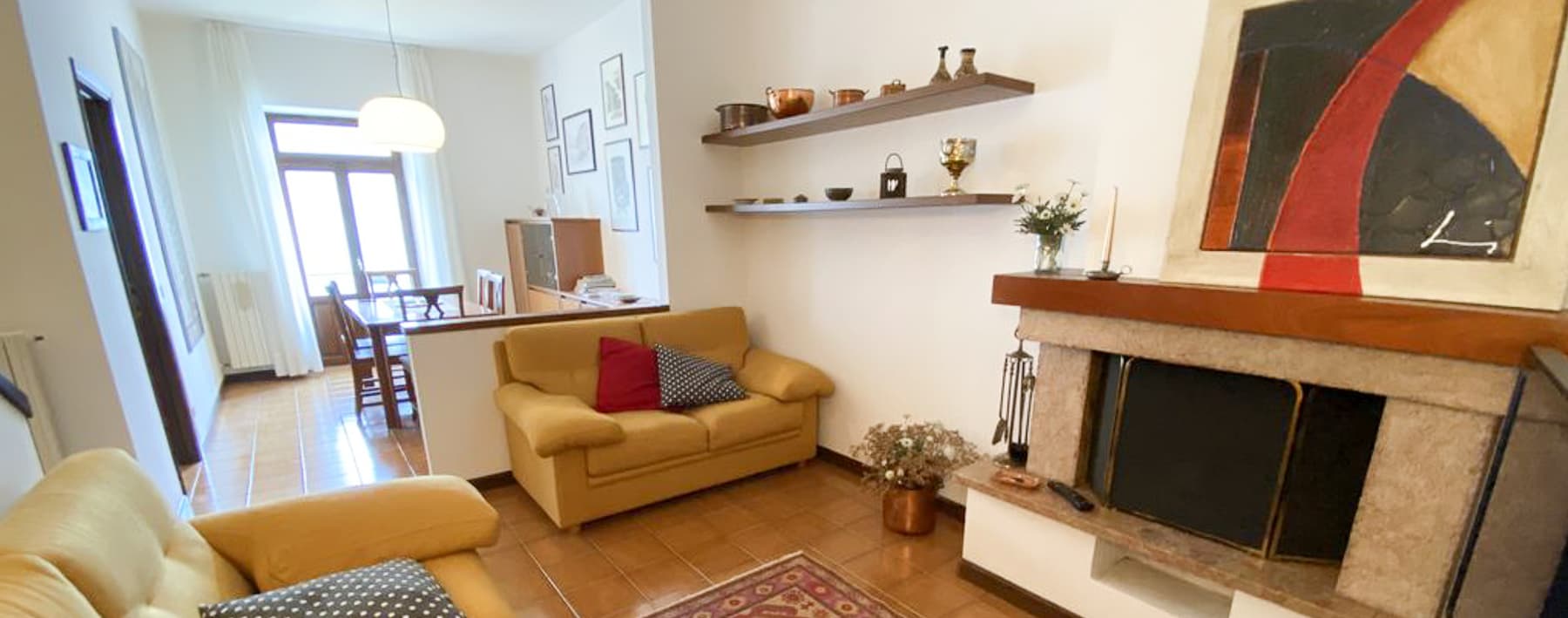 Appartamento a Colonno, Lago di Como, con terrazzo e garage