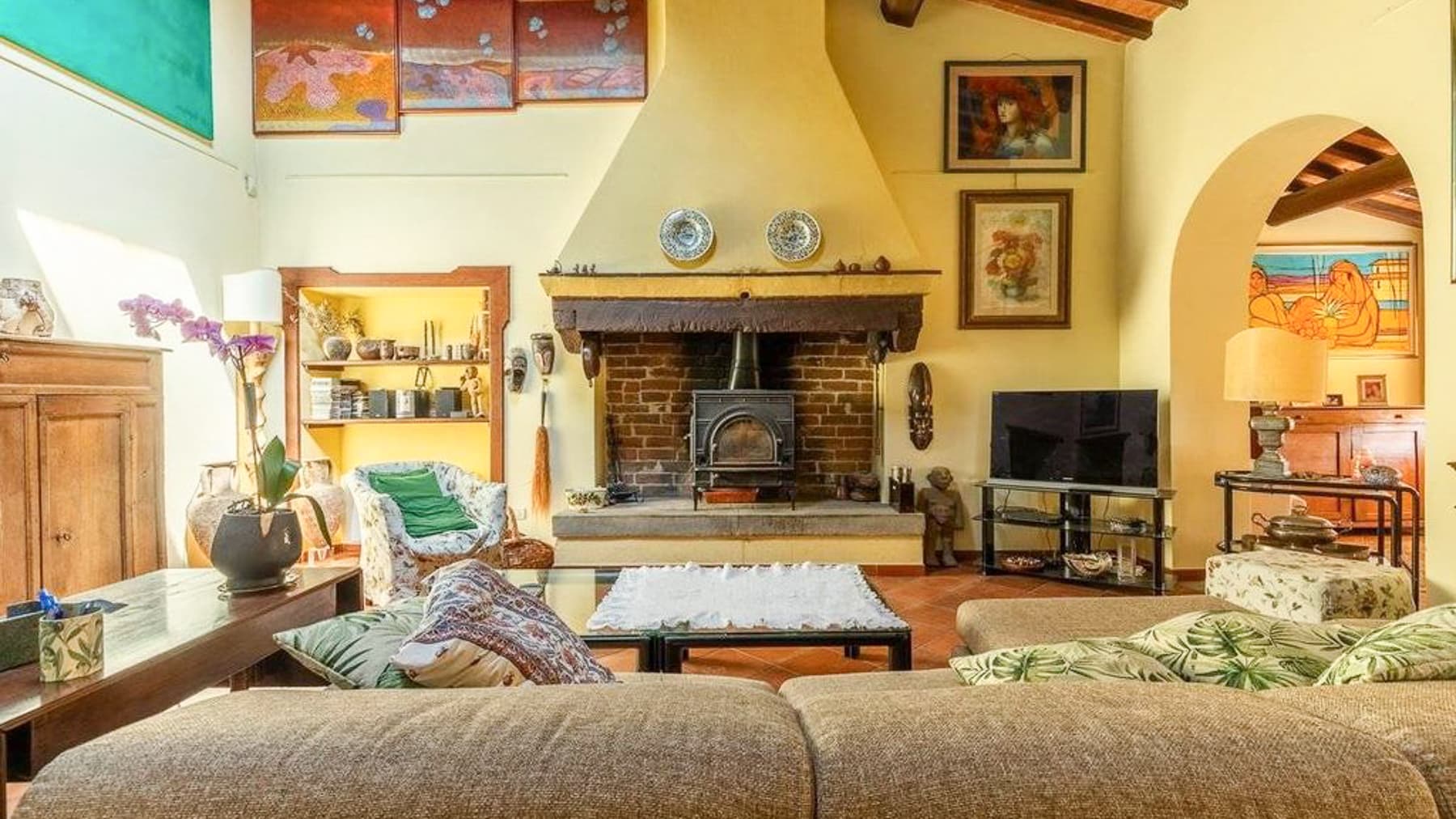Charming Villa in Alba, Piedmont