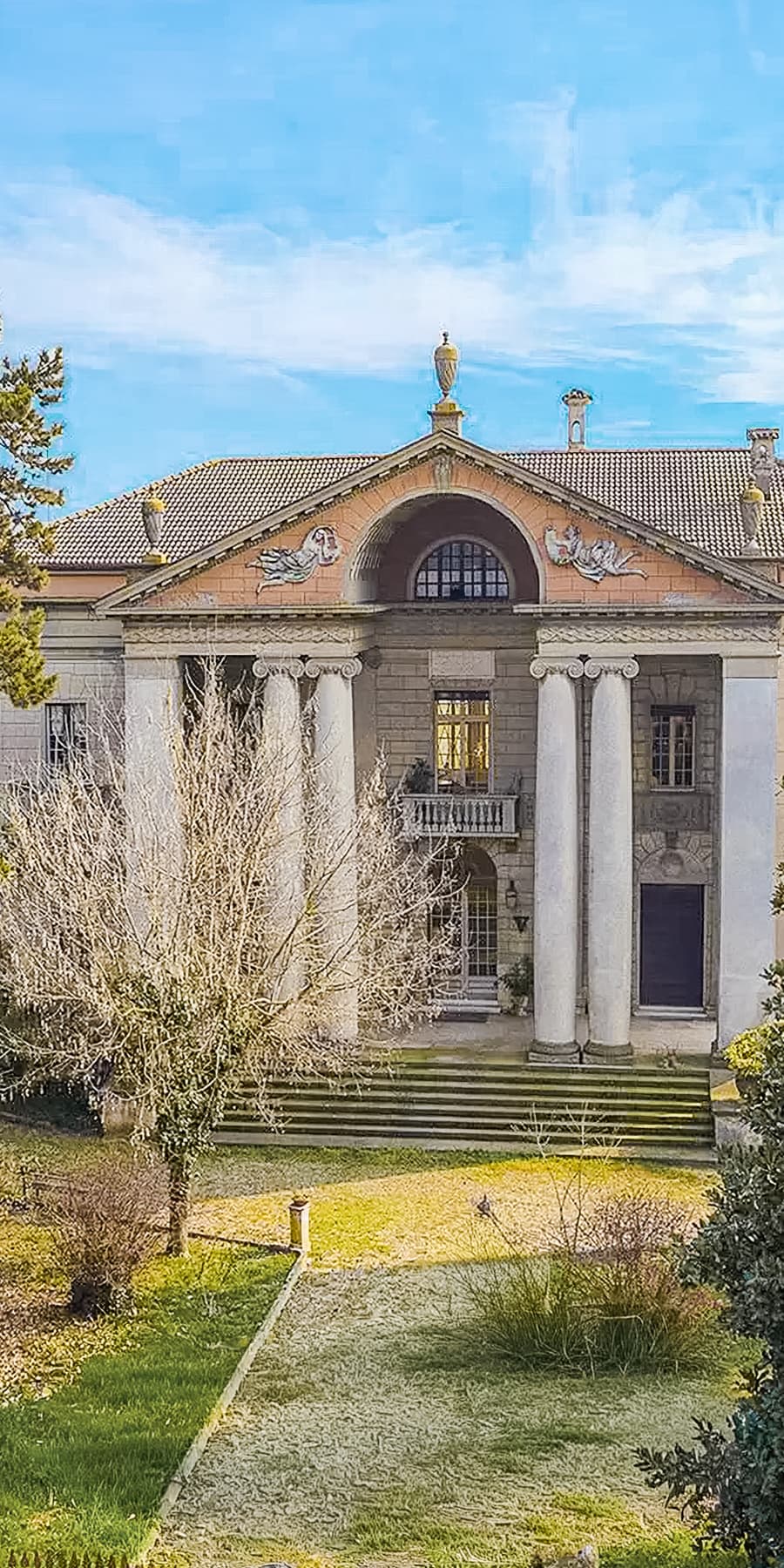 Villa storica immersa nel verde a Cremona