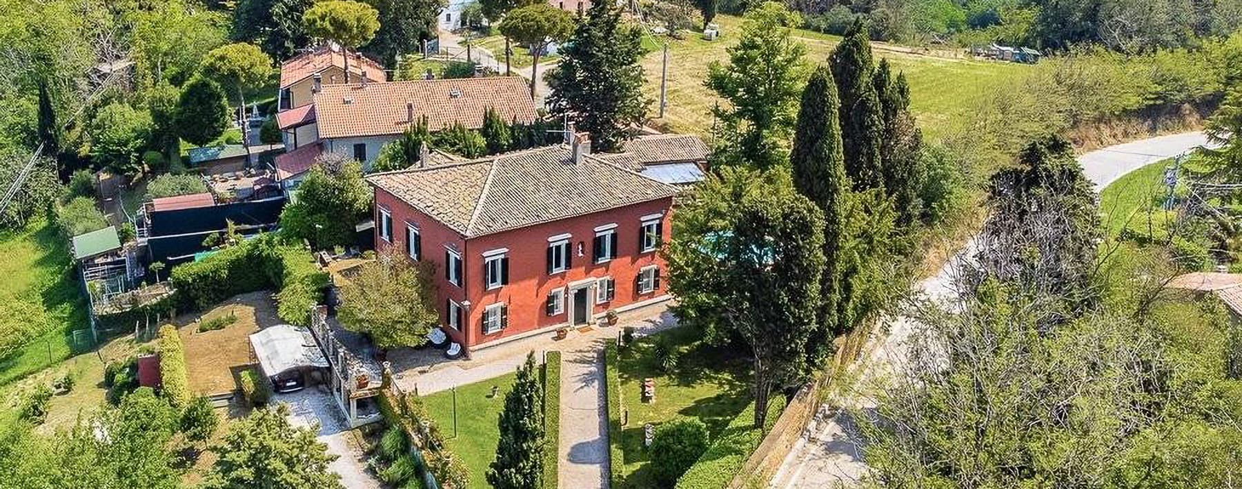 Charming Villa in Pesaro, Marche Region