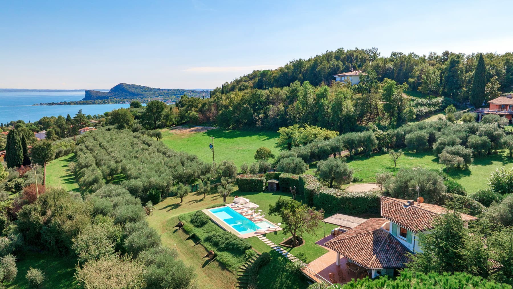 Villa with Pool in San Felice del Benaco, Lake Garda