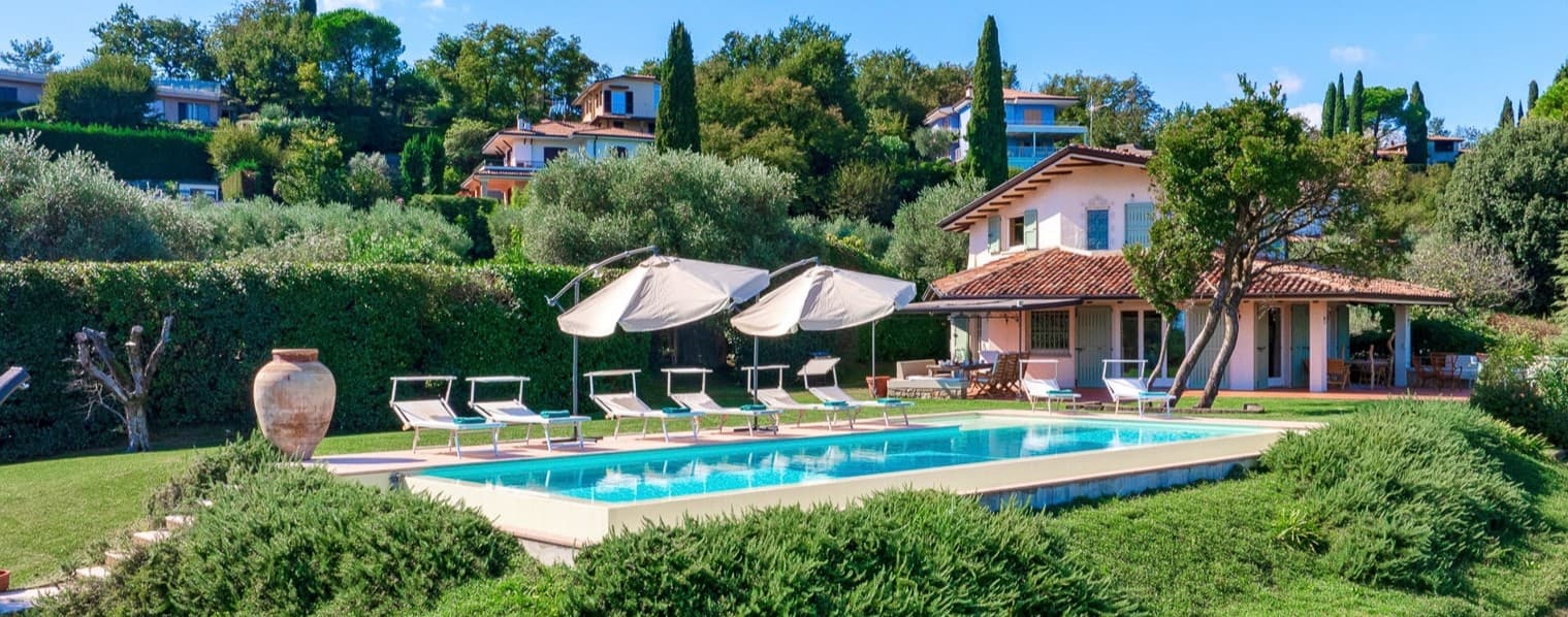Villa with Pool in San Felice del Benaco, Lake Garda
