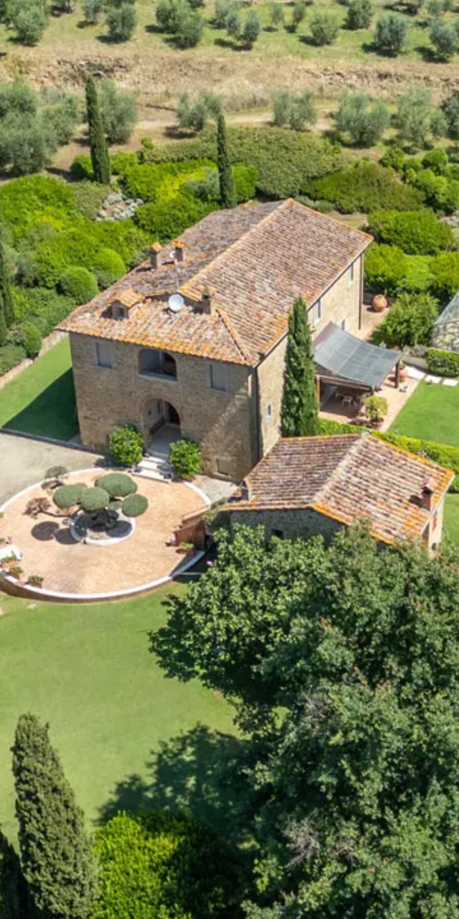 Casale panoramico con piscina vicino ad Arezzo, Toscana