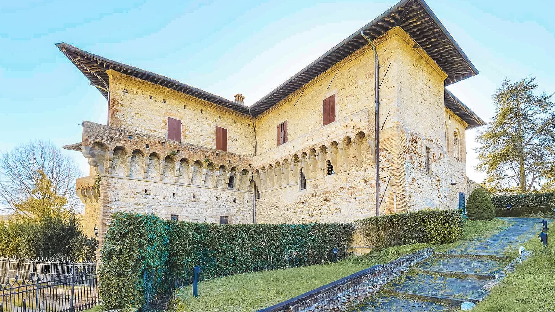 Castello storico a Castrocaro Terme, Romagna Toscana
