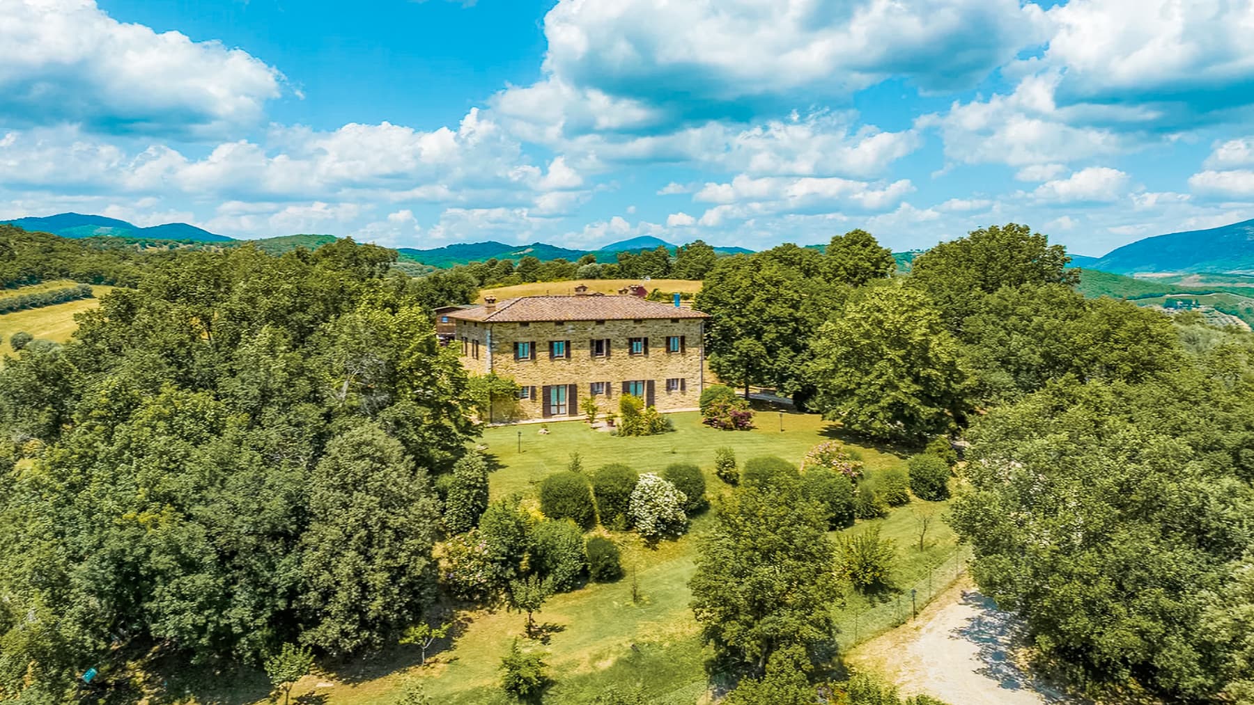 Charming Country House in Corciano, Umbria