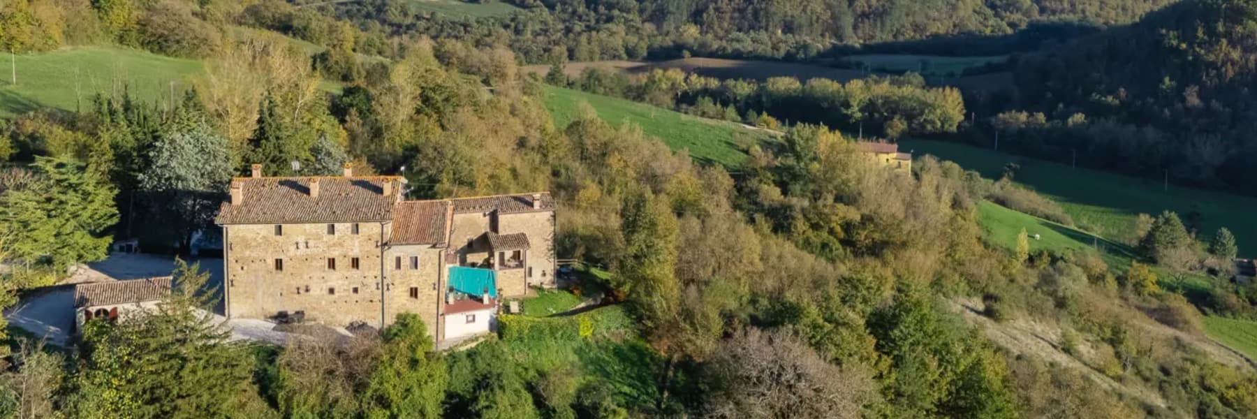 Casale storico nelle colline umbre, Pietralunga