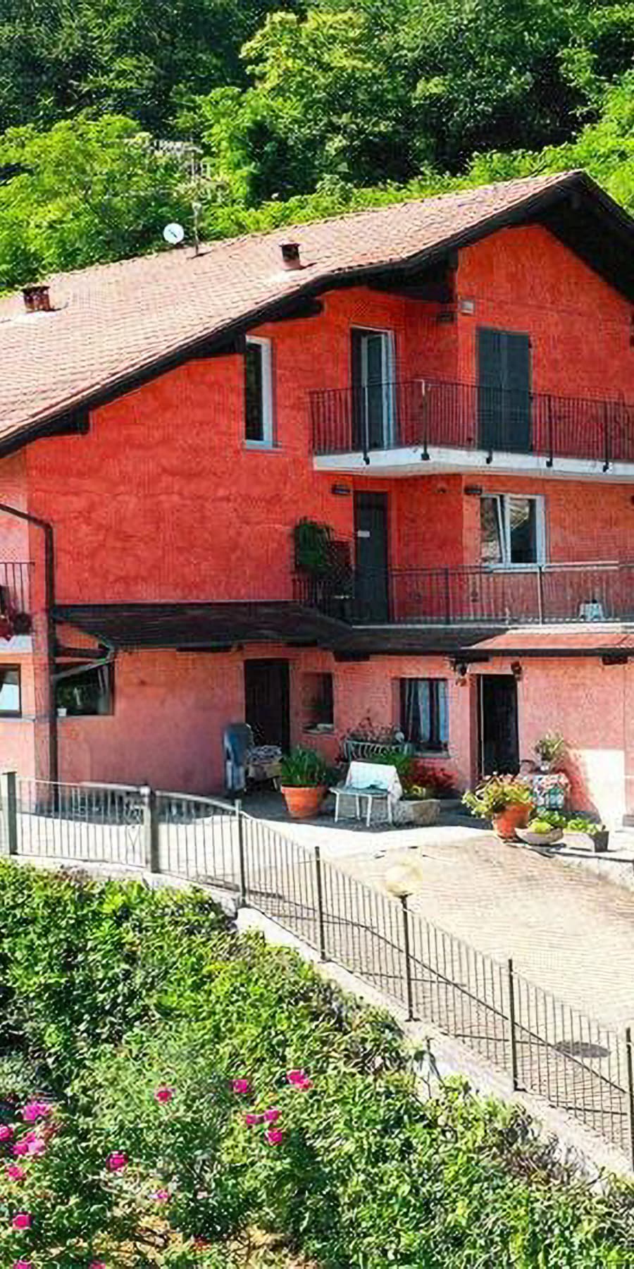 Villa by Lago Maggiore in Piemonte's Stresa