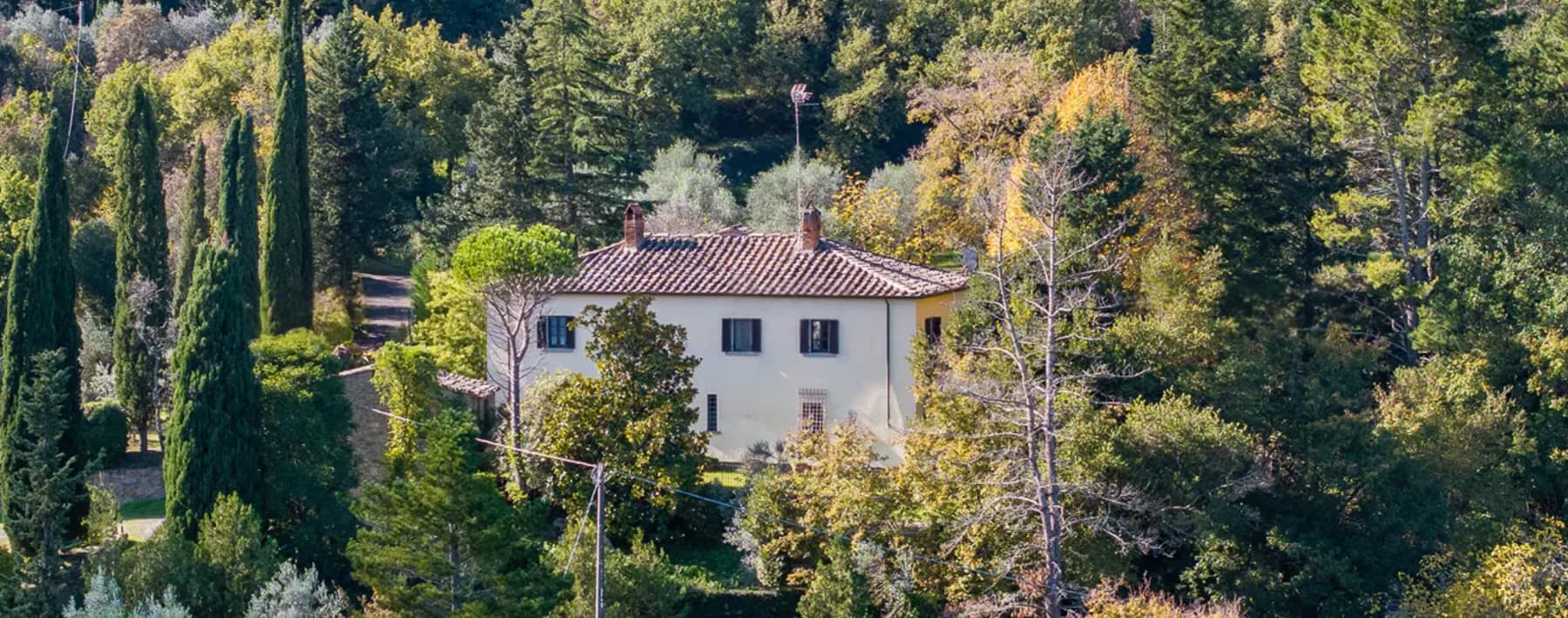 Villa storica con giardino privato in Toscana