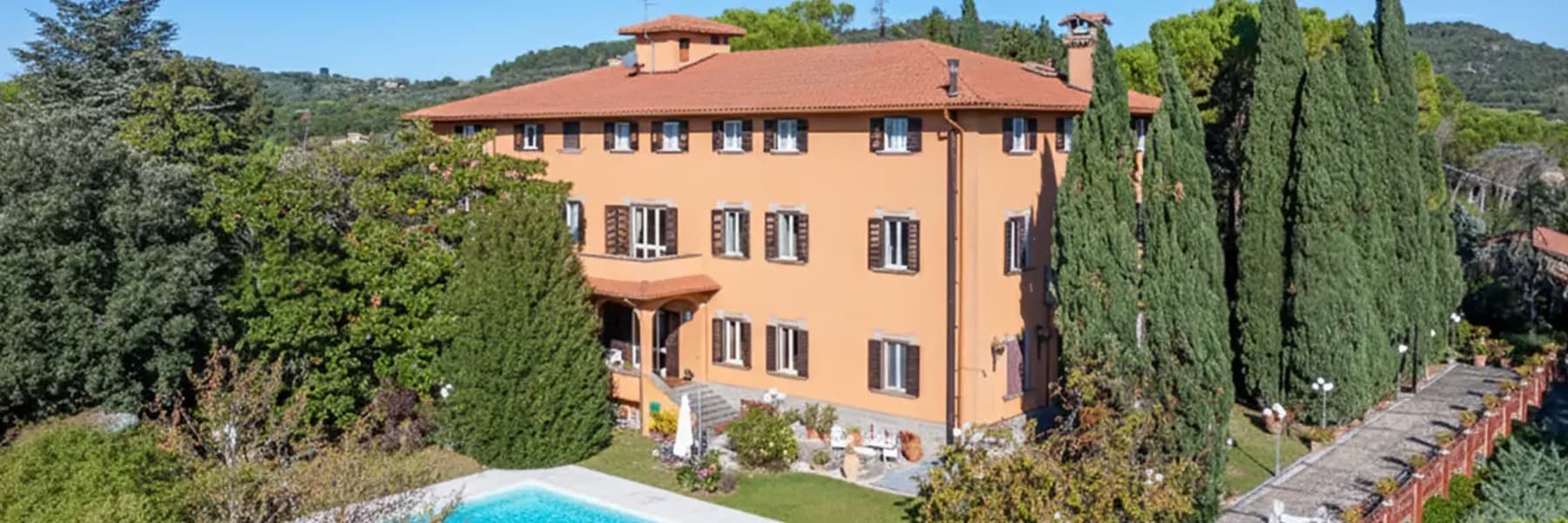 Villa esclusiva con piscina tra le colline di Corciano