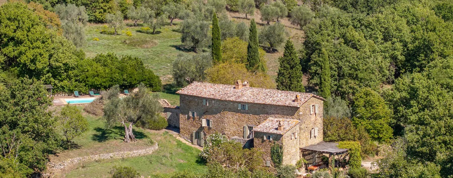 Casale esclusivo in pietra a Umbertide, 310 mq e vista