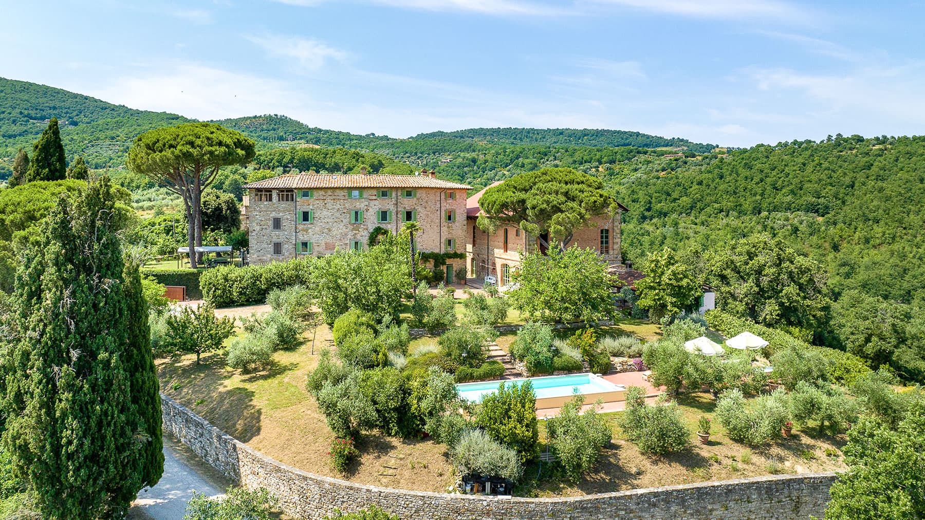 Casale storico con piscina a Cortona, cuore della Toscana