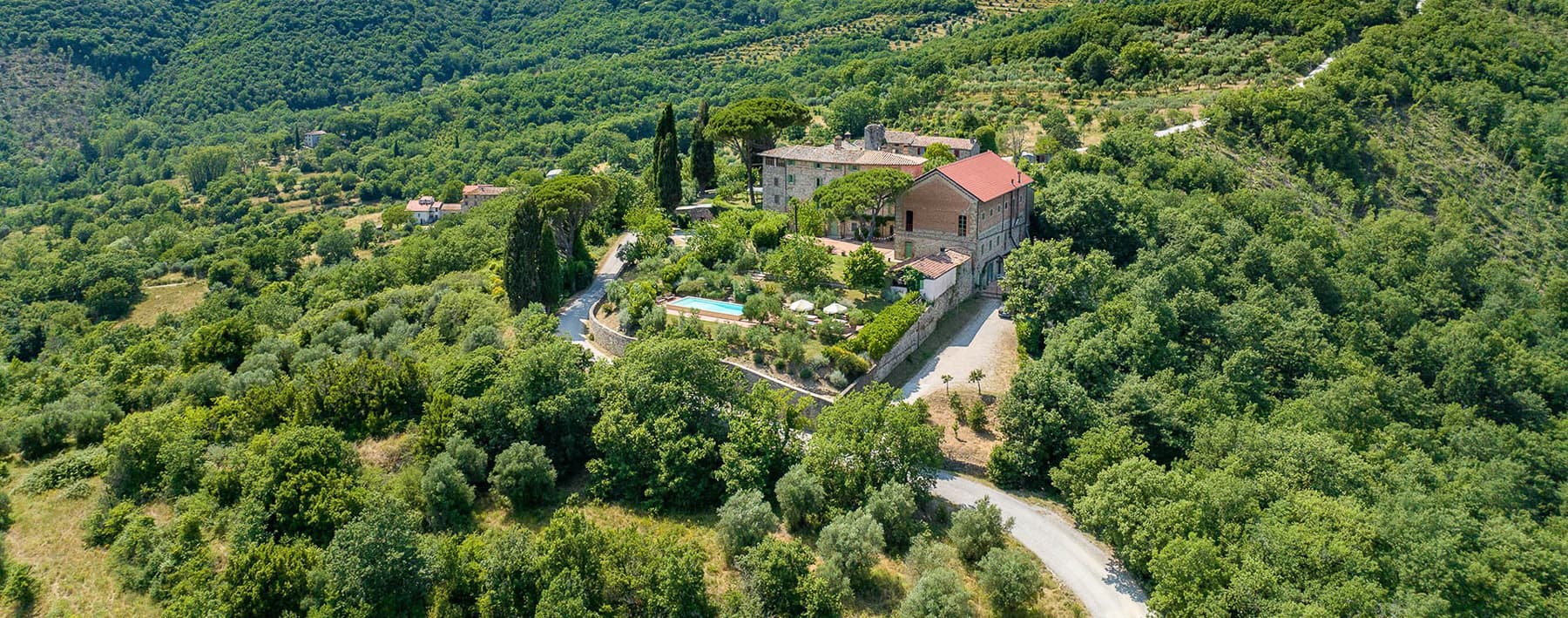 Casale storico con piscina a Cortona, cuore della Toscana