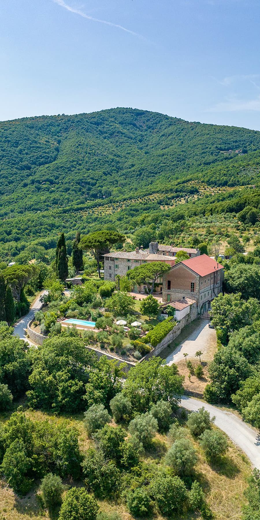 Casale storico con piscina a Cortona, cuore della Toscana