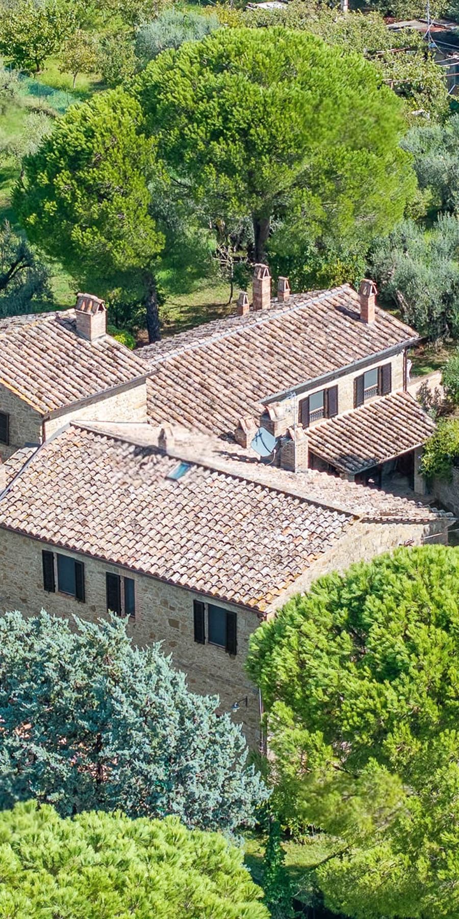 Casale in pietra nel cuore naturale dell'Umbria