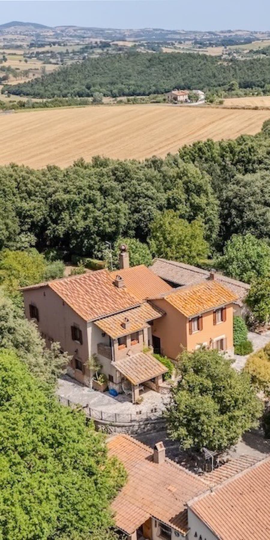 Casale autentico con piscina ad Amelia, Umbria