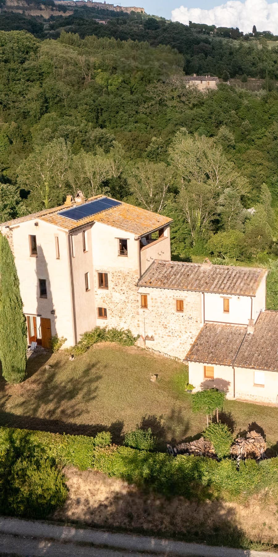 Casale in pietra con piscina a Città della Pieve, Umbria