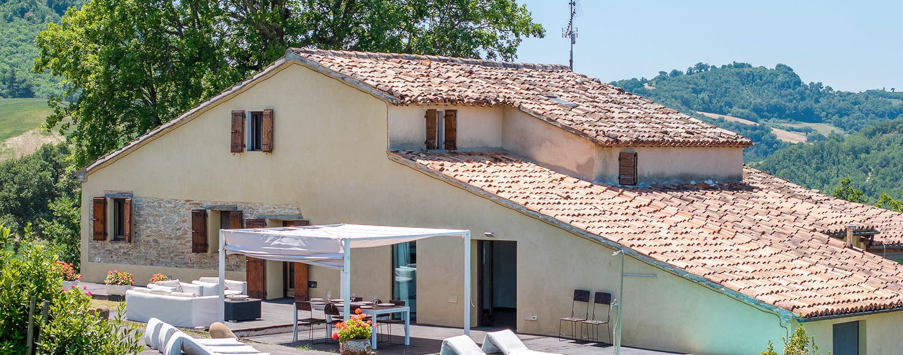 Rustic Country House in Vallefoglia, Marche Region