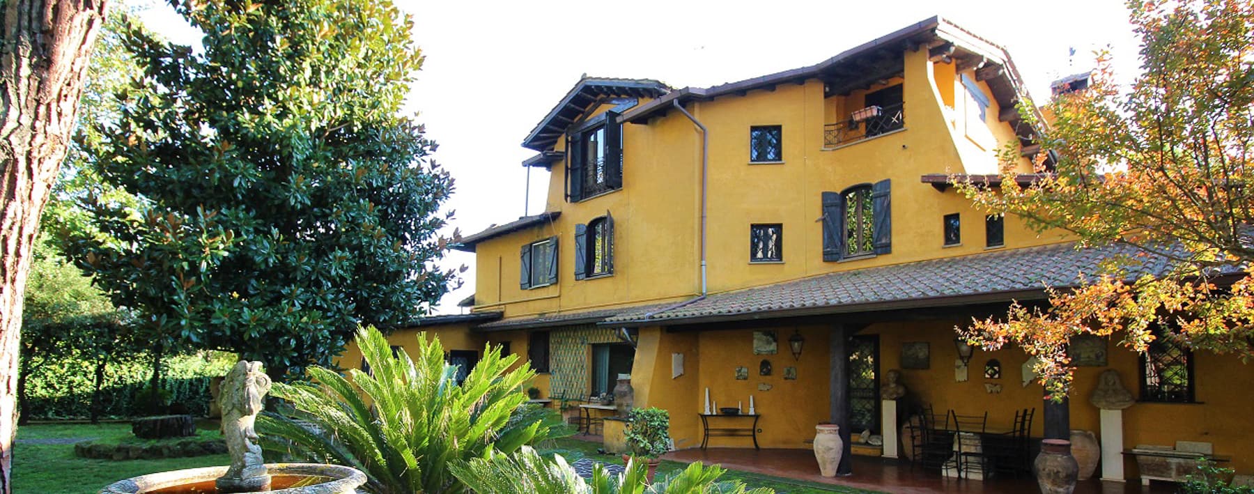 Villa prestigiosa con piscina e giardino a Zagarolo