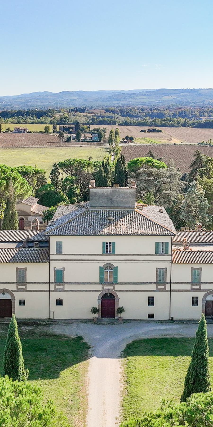 Palazzo storico con parco in Umbria, Marsciano