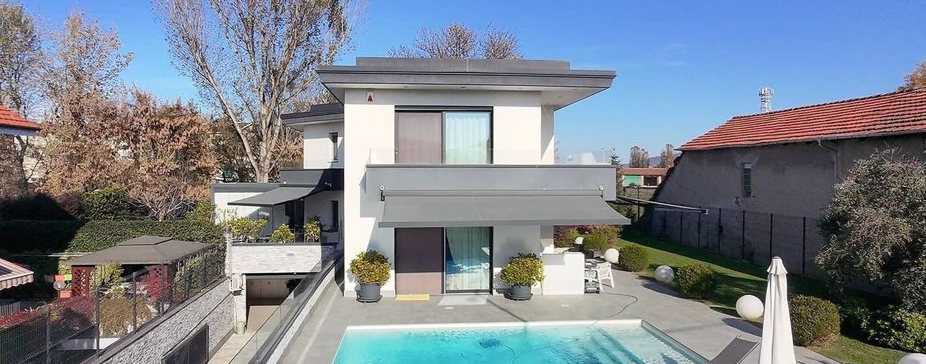 Villa indipendente con piscina a Settimo Torinese