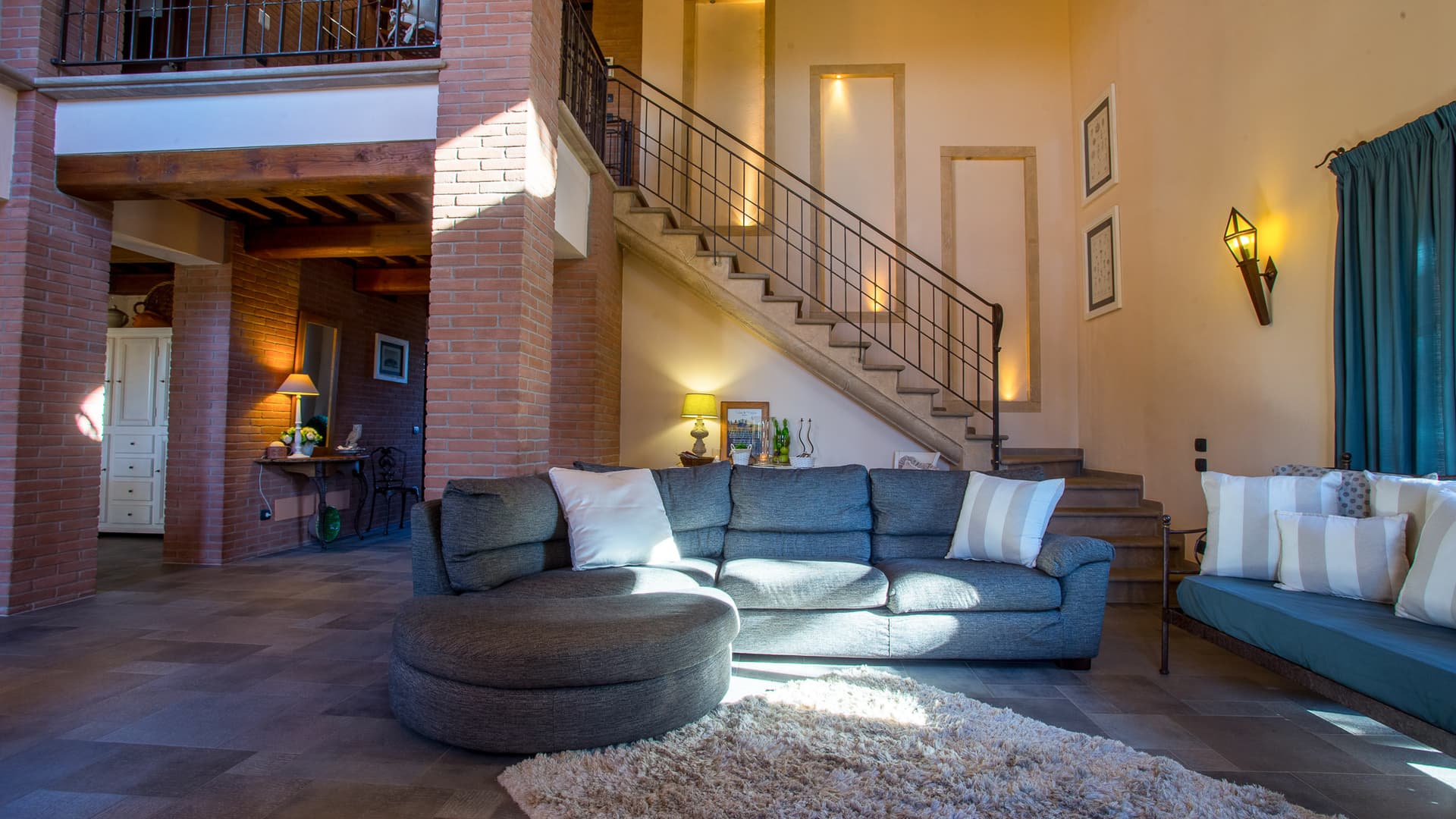 Elegant Villa with Pool in Pisa, Tuscany