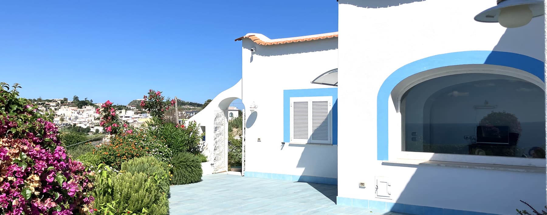 Villa esclusiva a Forio, Ischia: lusso e tranquillità