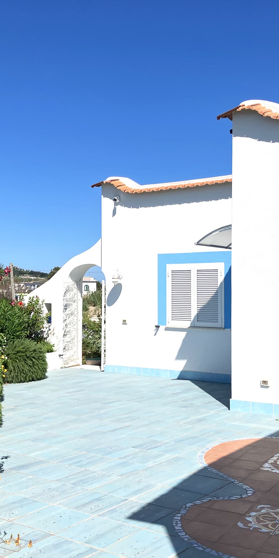 Villa esclusiva a Forio, Ischia: lusso e tranquillità