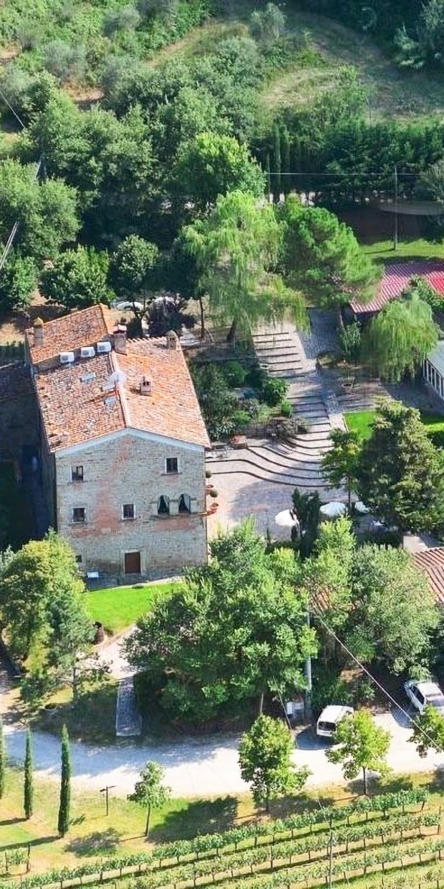 Charming Country House in Cortona, Tuscany