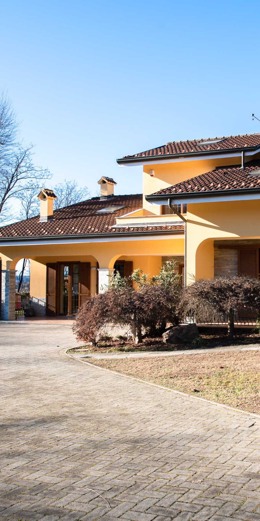 Charming Villa in Golasecca, Lombardy