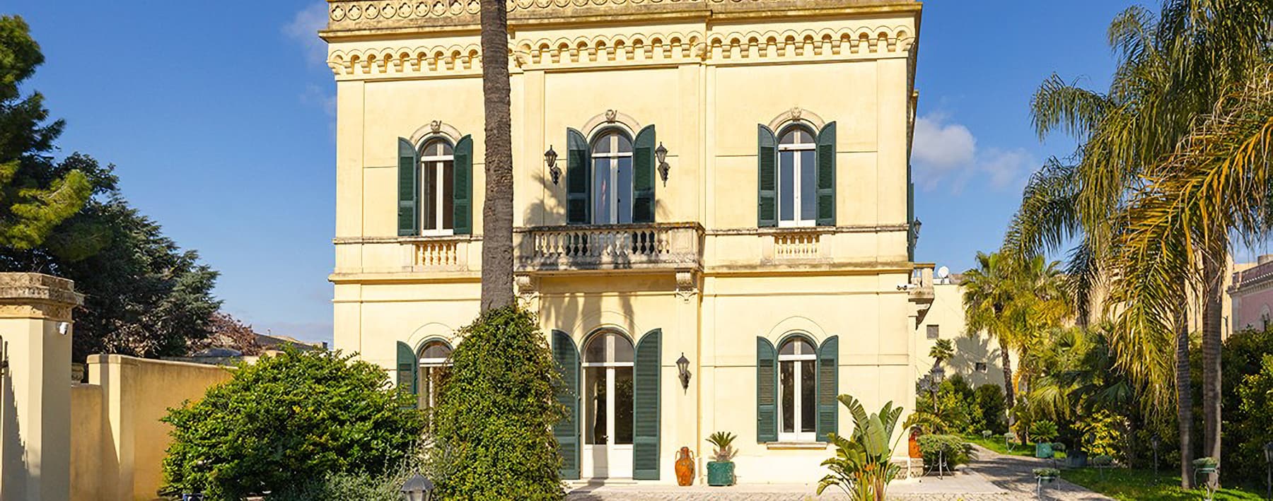 Villa storica con giardino e piscina ad Alessano, Puglia