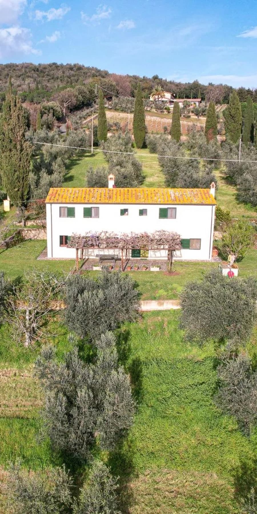 Rustic Country House with Sea View in Tuscany