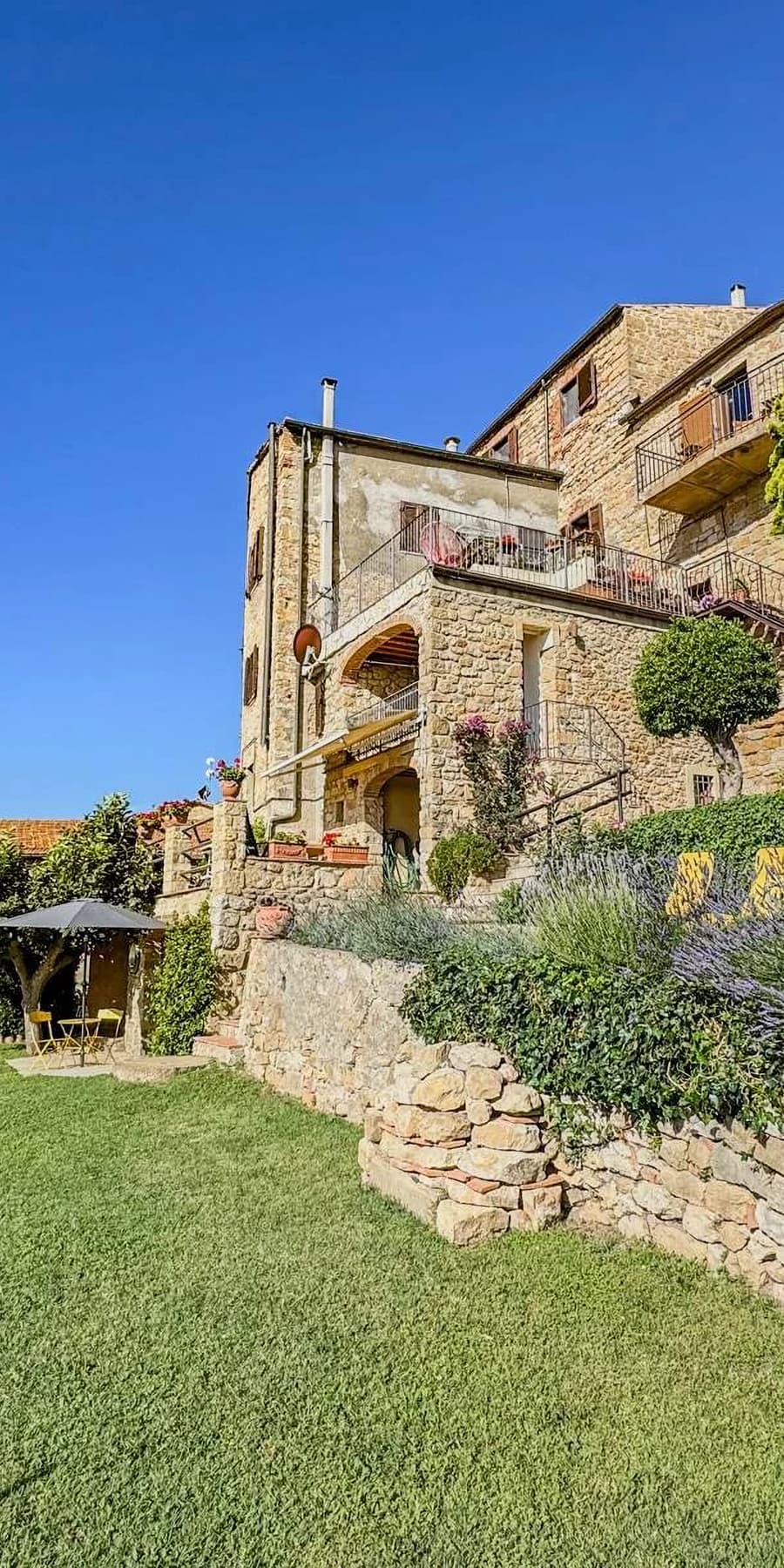 Appartamento storico a Casale Marittimo, Toscana