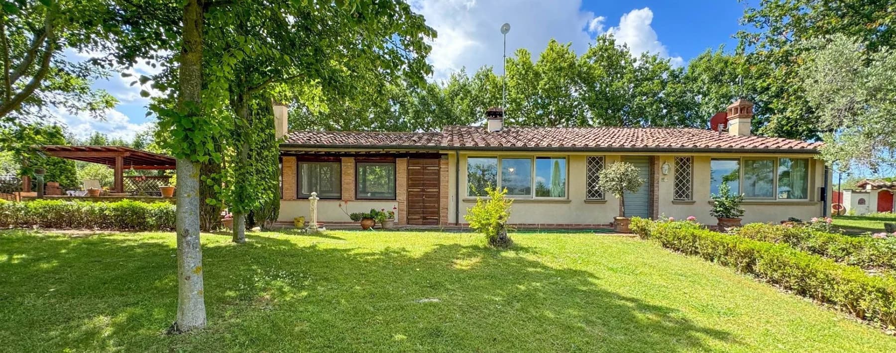 Villa incantevole con piscina a Cecina, Toscana