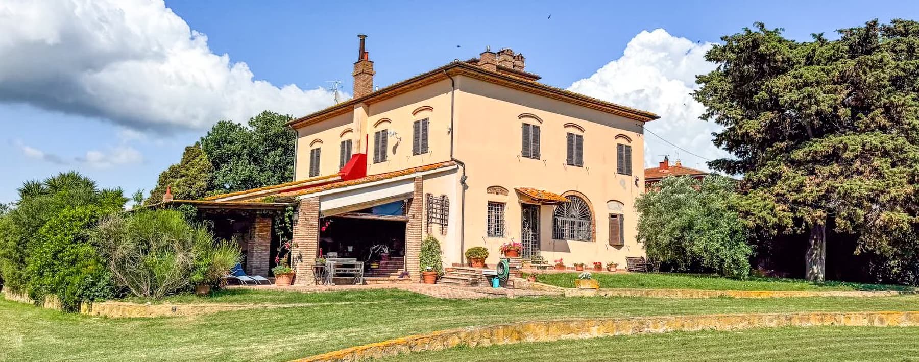 Charming Villa Near Cecina, Tuscany Countryside