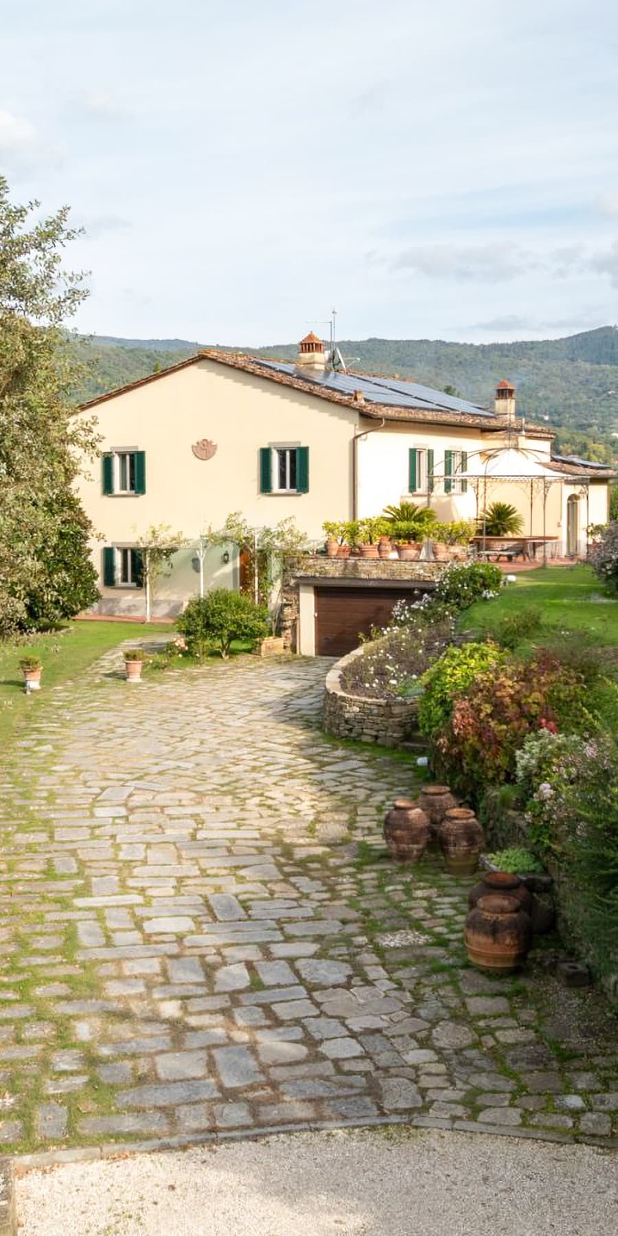 Casale storico in Toscana, 397 mq di charme e natura