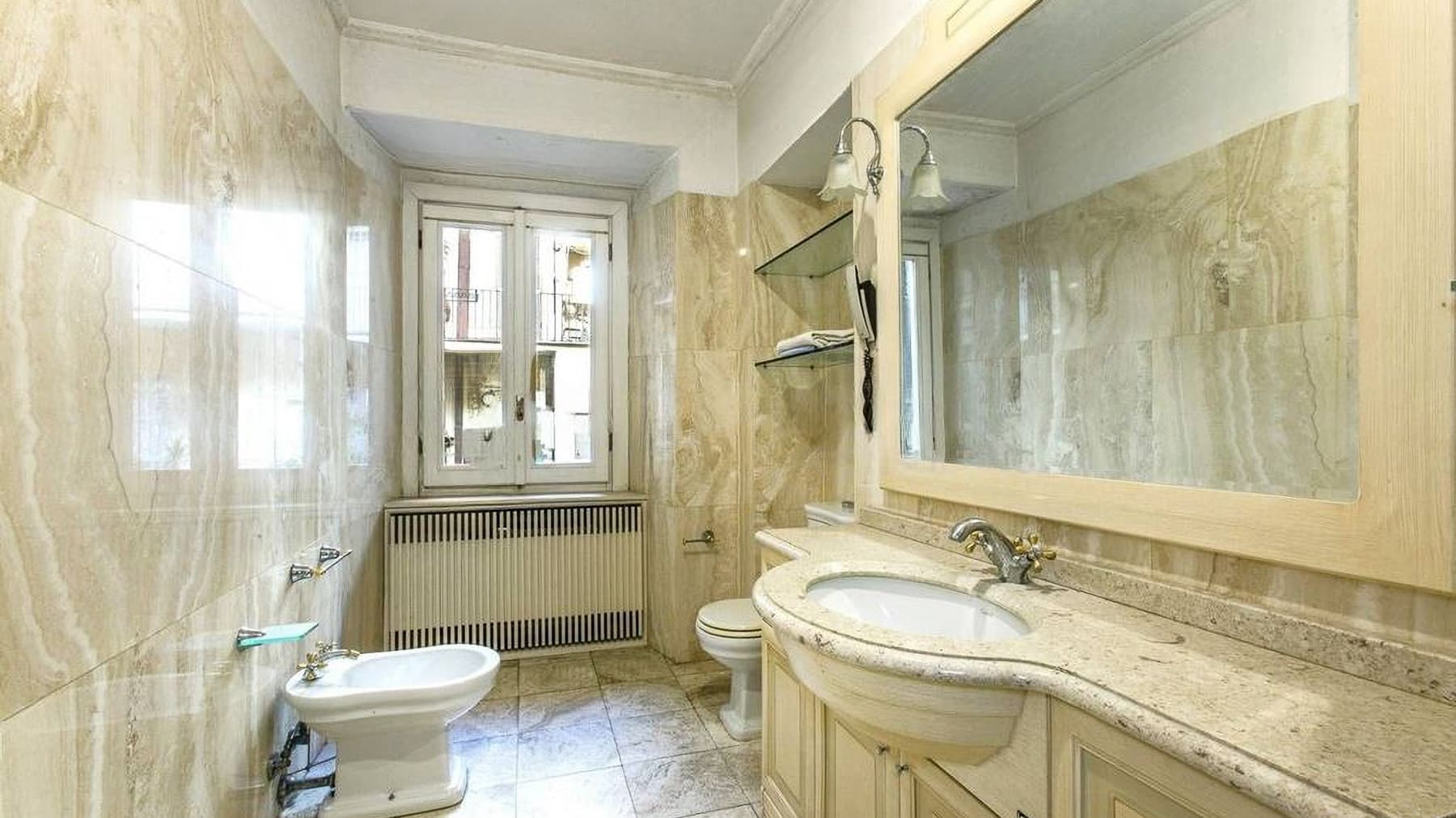 Spacious Apartment in Rome, Lazio with Balcony