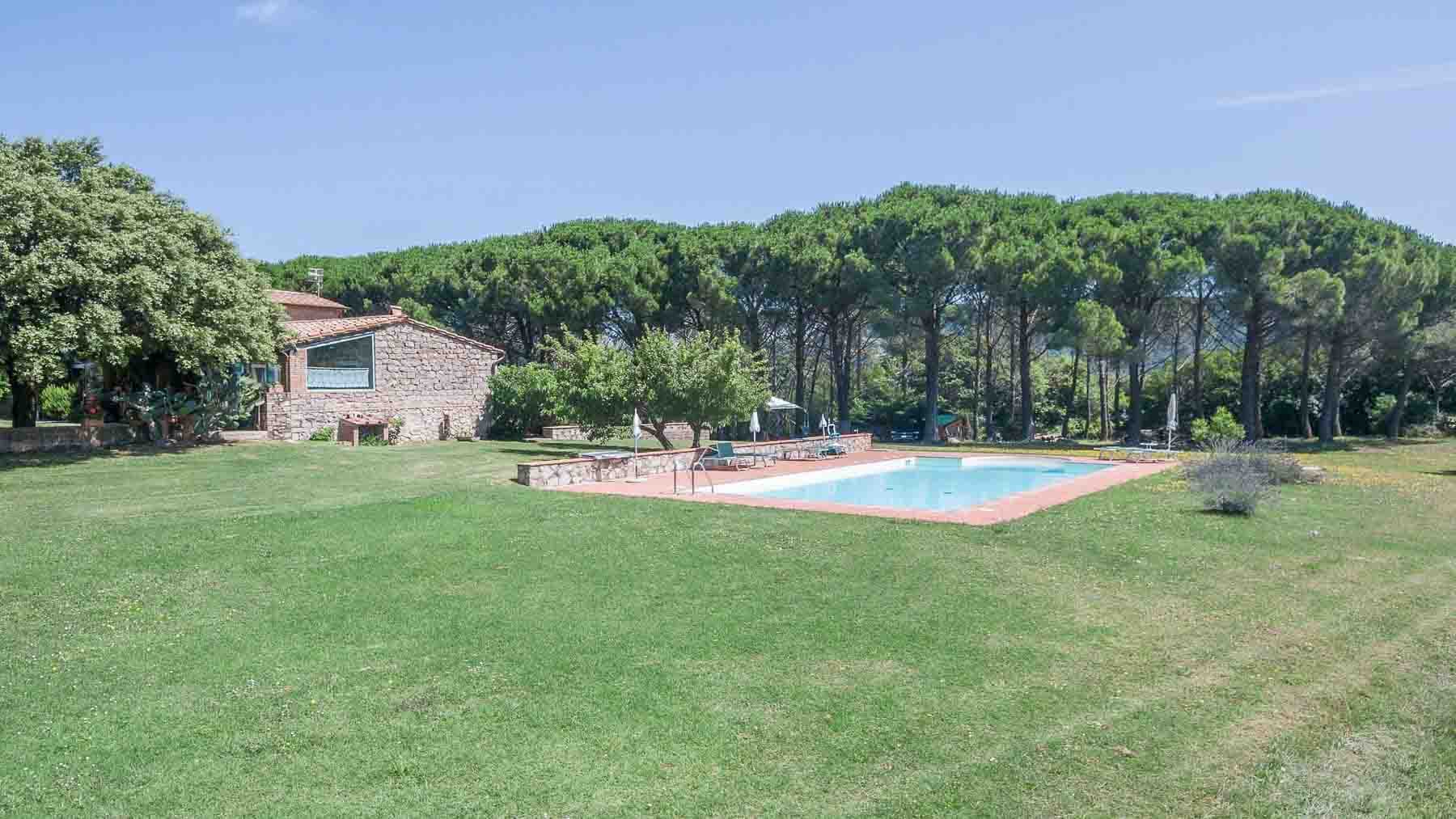 Charming Agritourism Retreat in Tuscany's Semproniano