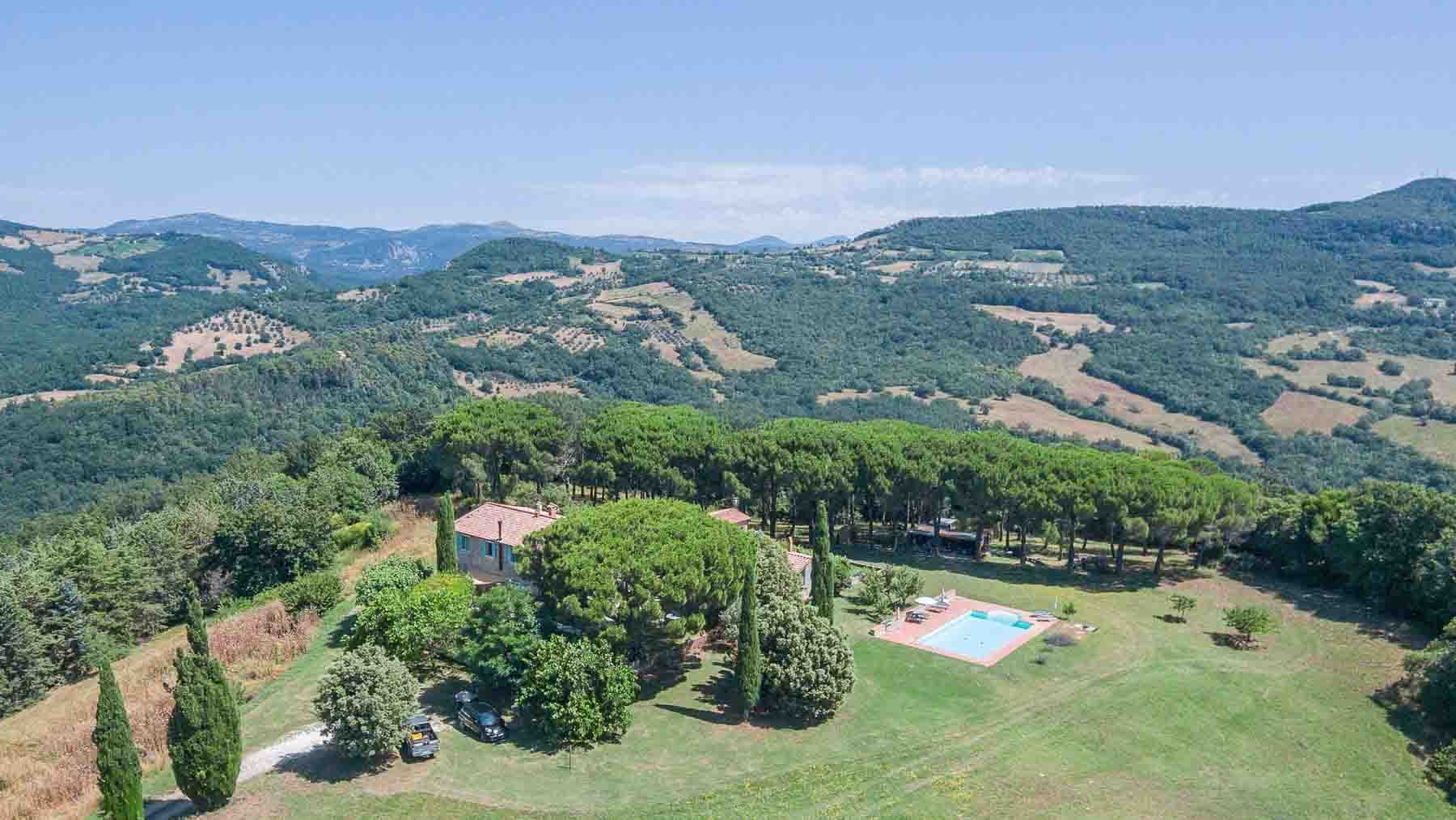 Charming Agritourism Retreat in Tuscany's Semproniano