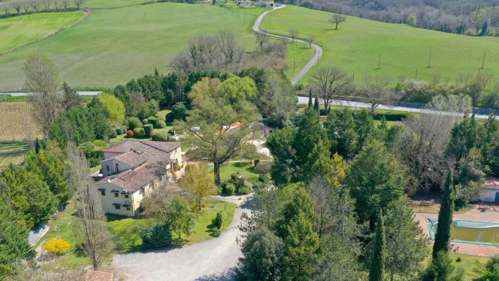 Charming Hotel in Scenic Umbria, Perugia