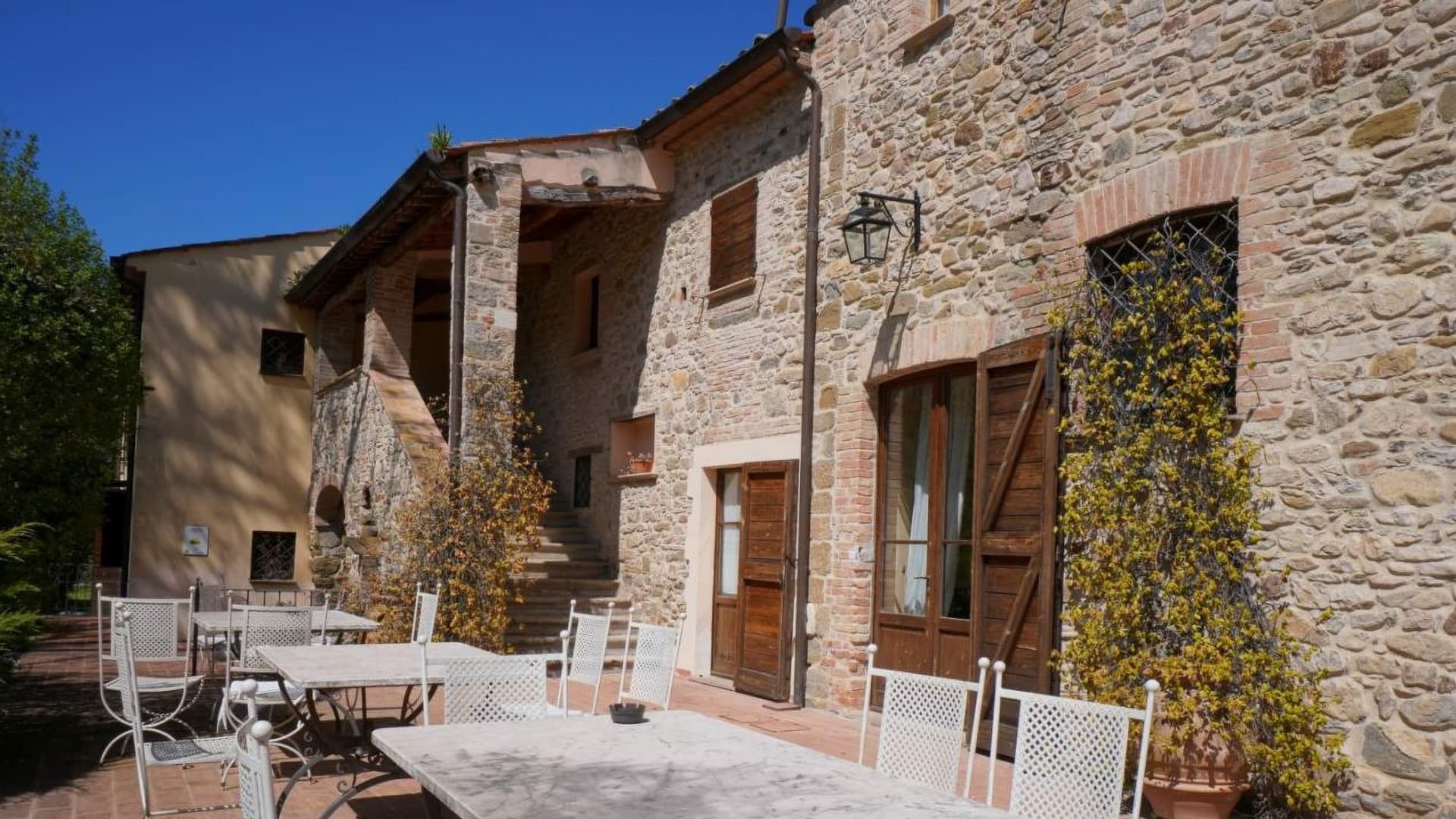 Charming Hotel in Scenic Umbria, Perugia
