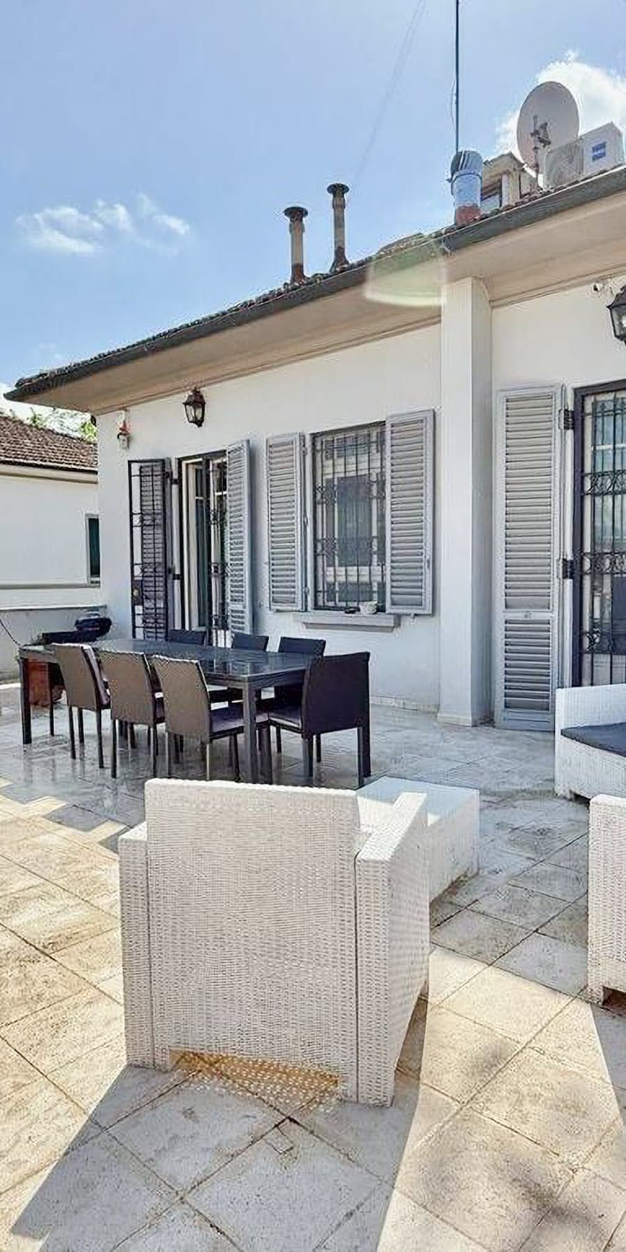 Villa storica sulle mura di Lucca, 440 mq di eleganza