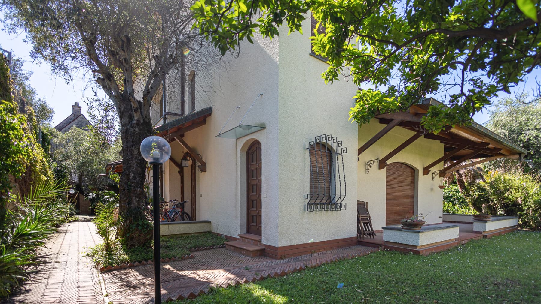 Charming Villa in Bordighera, Liguria