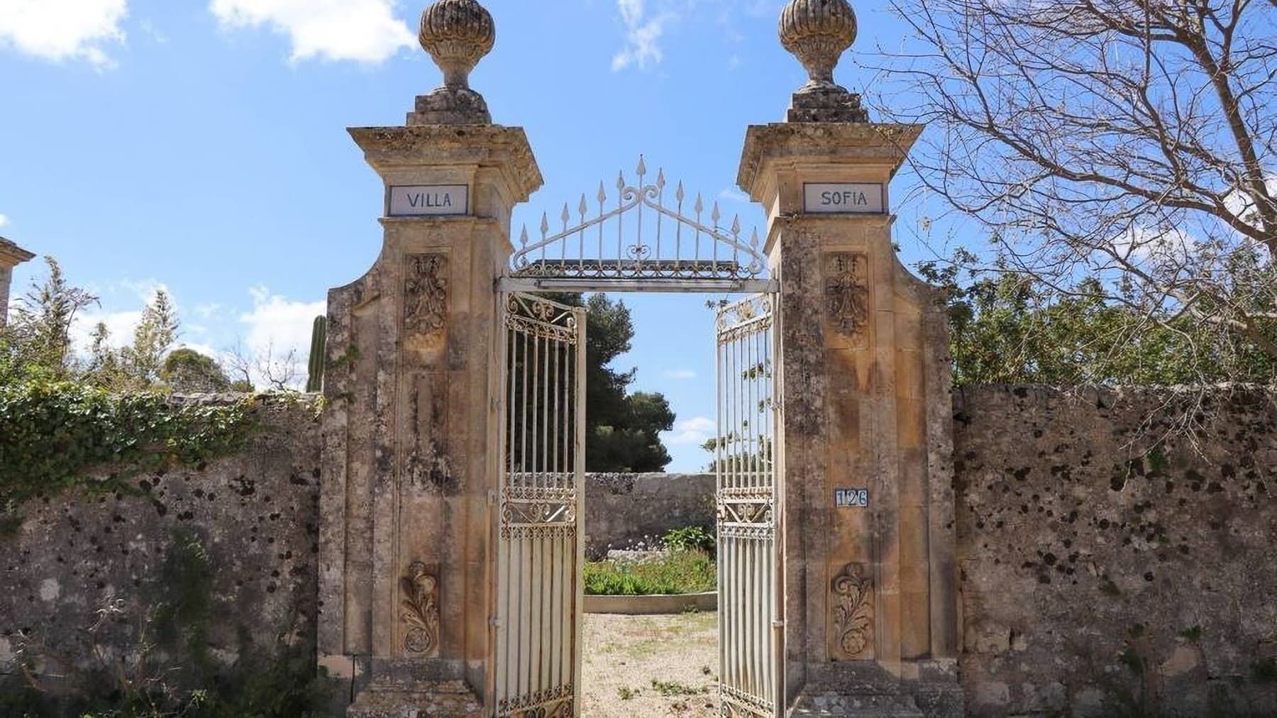 Charming Villa in Modica, Sicily's Countryside