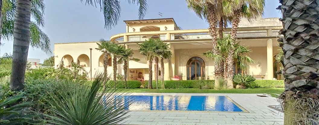 Elegant Townhouse in Napoli, Campania