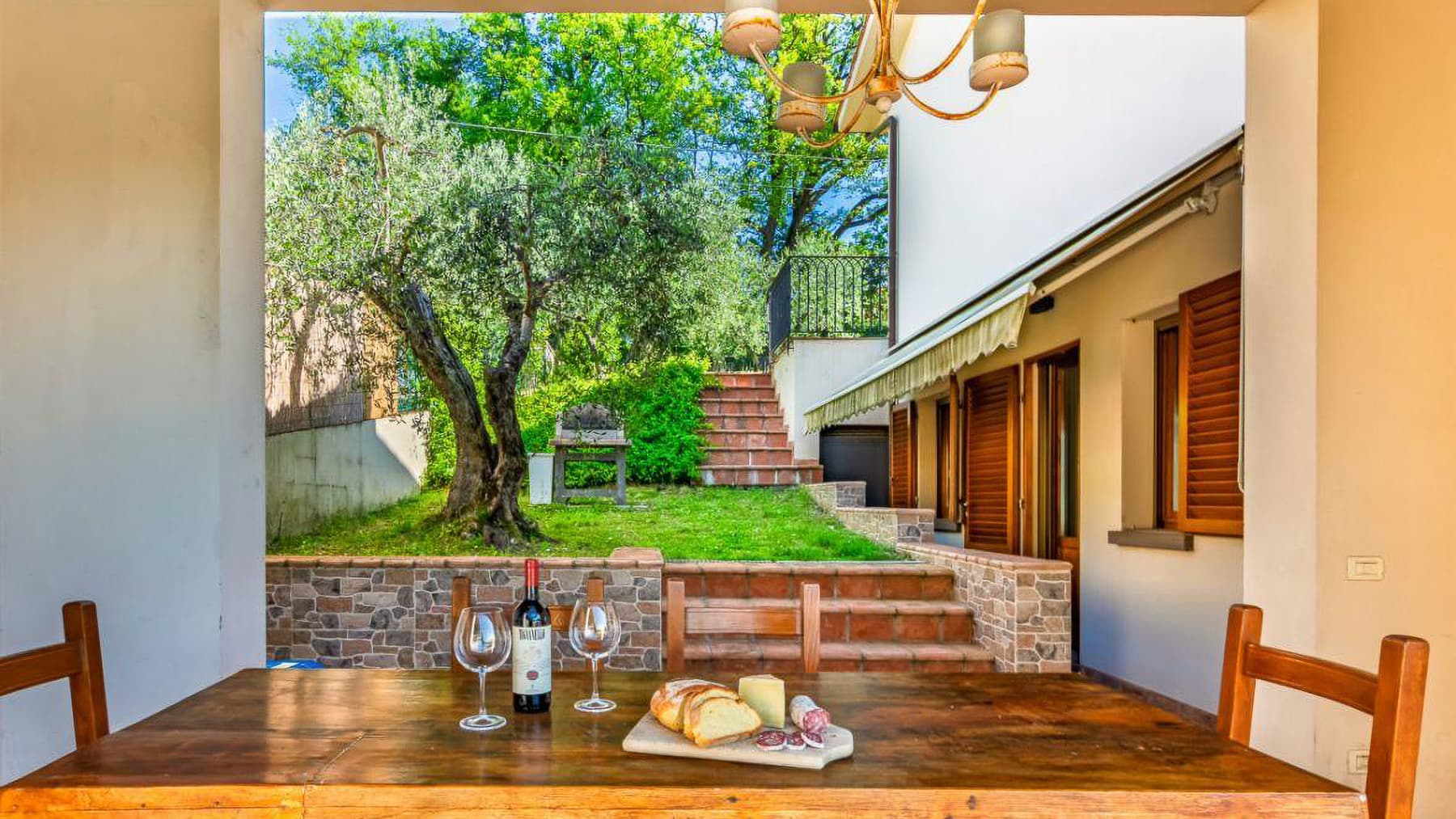 Charming Villa in Lucca, Heart of Tuscany