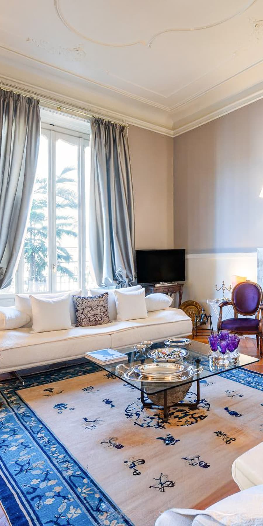 Appartamento di 210 mq in palazzo storico a Milano