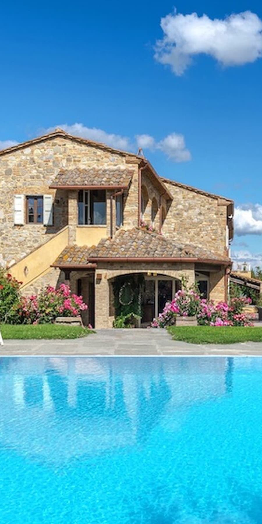 Charming Villa in Volterra, Tuscany's Scenic Charm