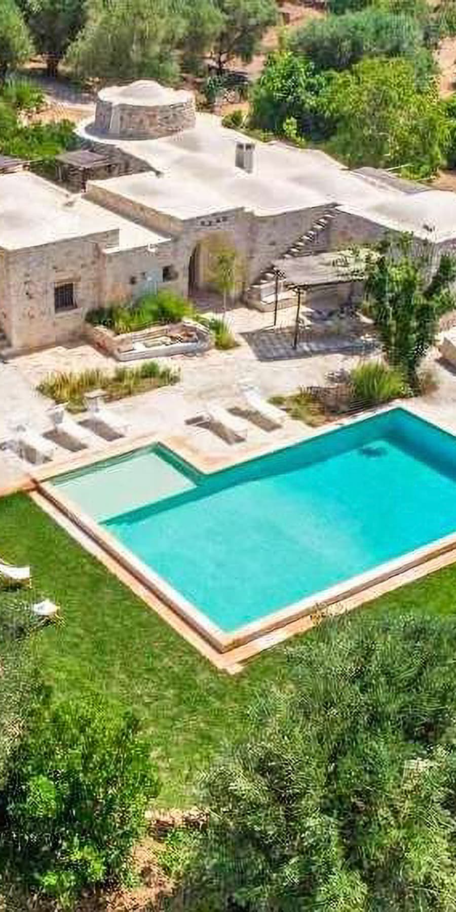 Villa storica con piscina nelle campagne di Ostuni, Puglia