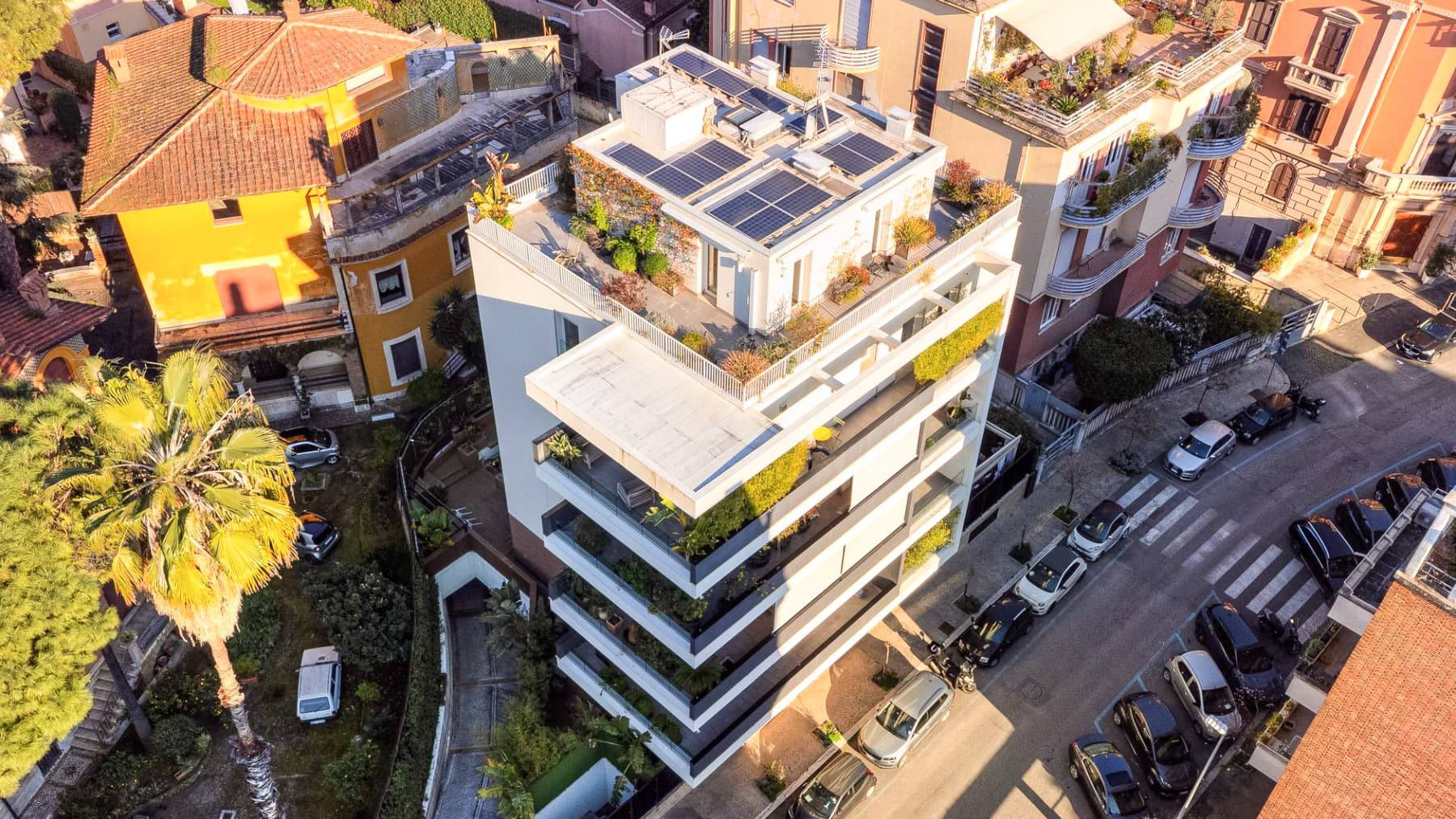 Appartamento luminoso con giardino privato a Roma